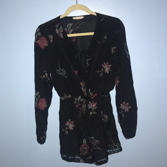 FLORAL ROMPER - Picture 2 of 4